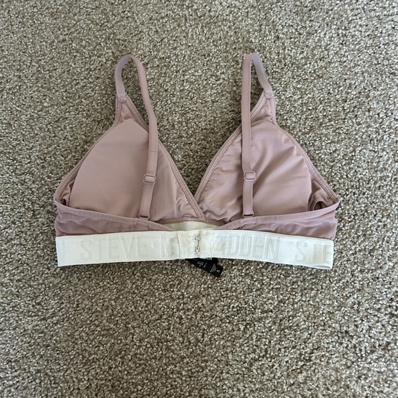 two bra bundle - Picture 5 of 6